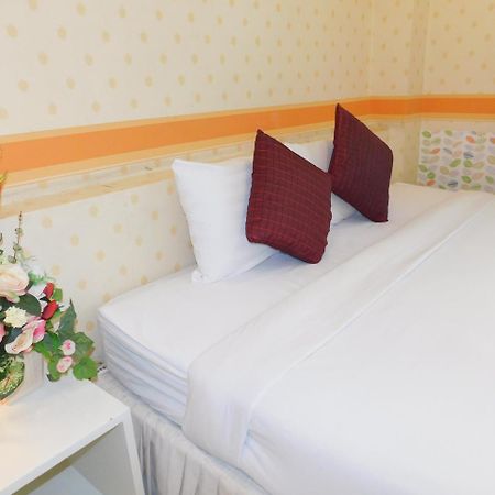 Be Fine Guesthouse Пхукет Экстерьер фото