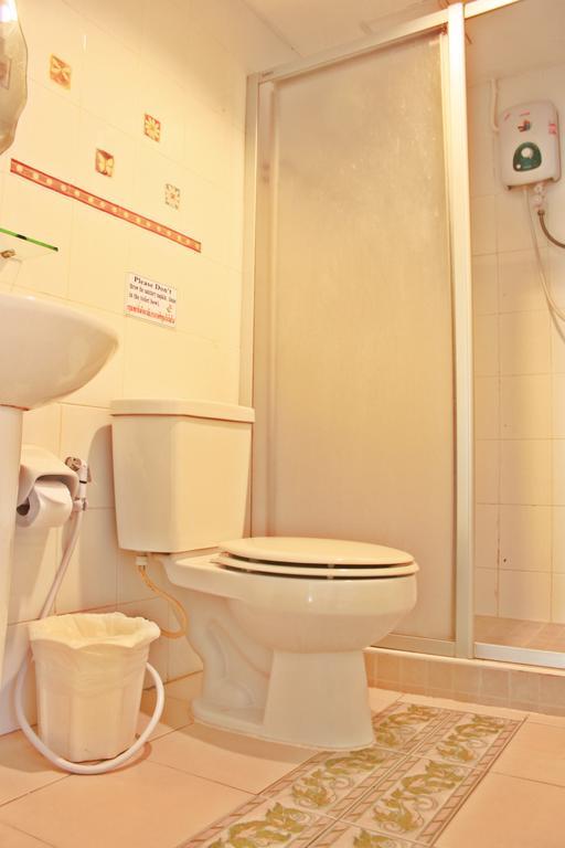 Be Fine Guesthouse Пхукет Номер фото