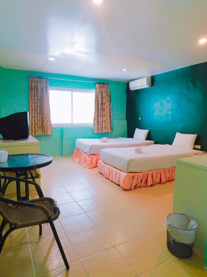 Be Fine Guesthouse Пхукет Экстерьер фото