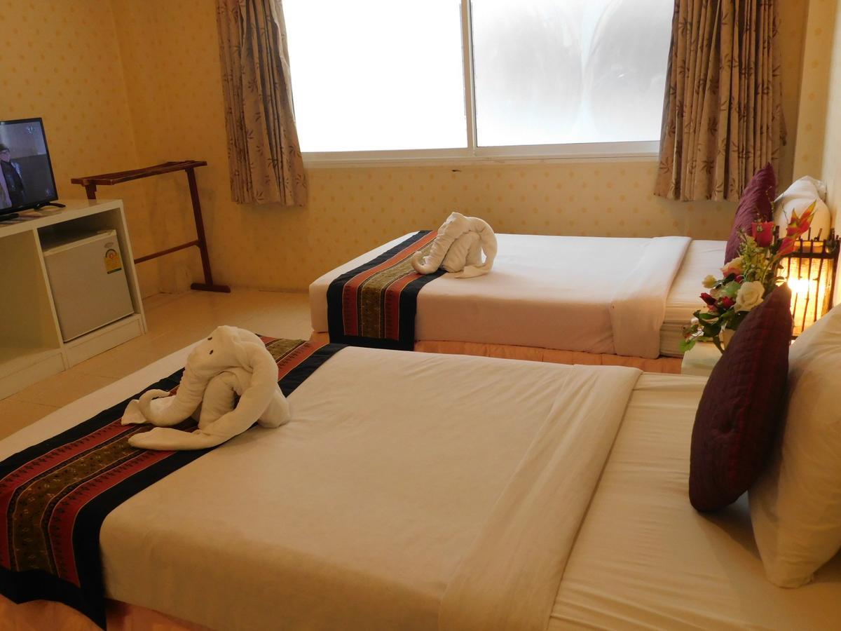 Be Fine Guesthouse Пхукет Экстерьер фото