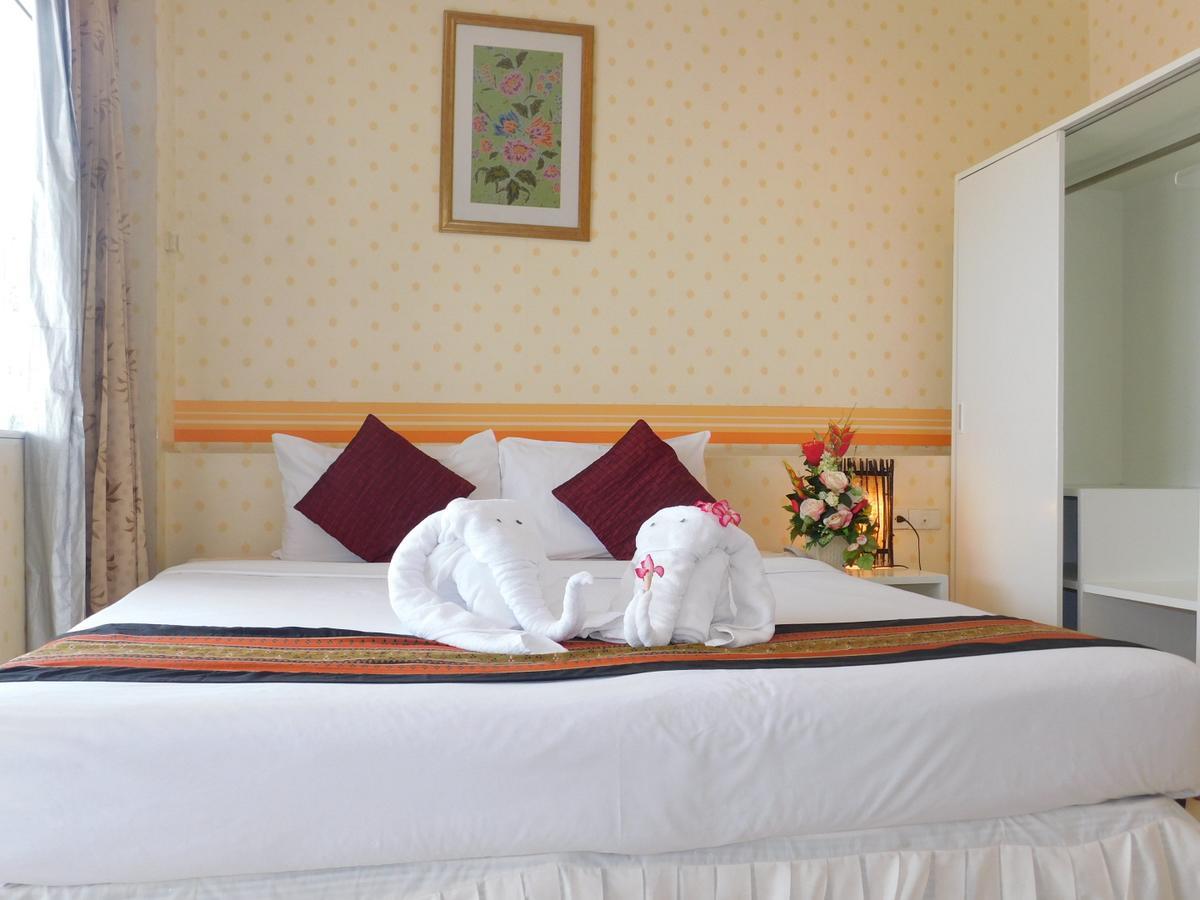 Be Fine Guesthouse Пхукет Экстерьер фото